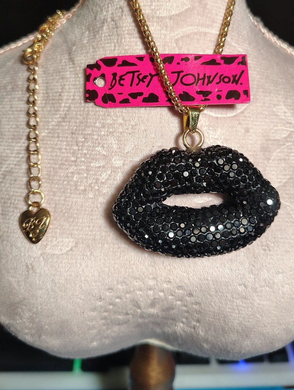 Betsey Johnson Gold Chain Black Crystal Lip Pendant Necklace